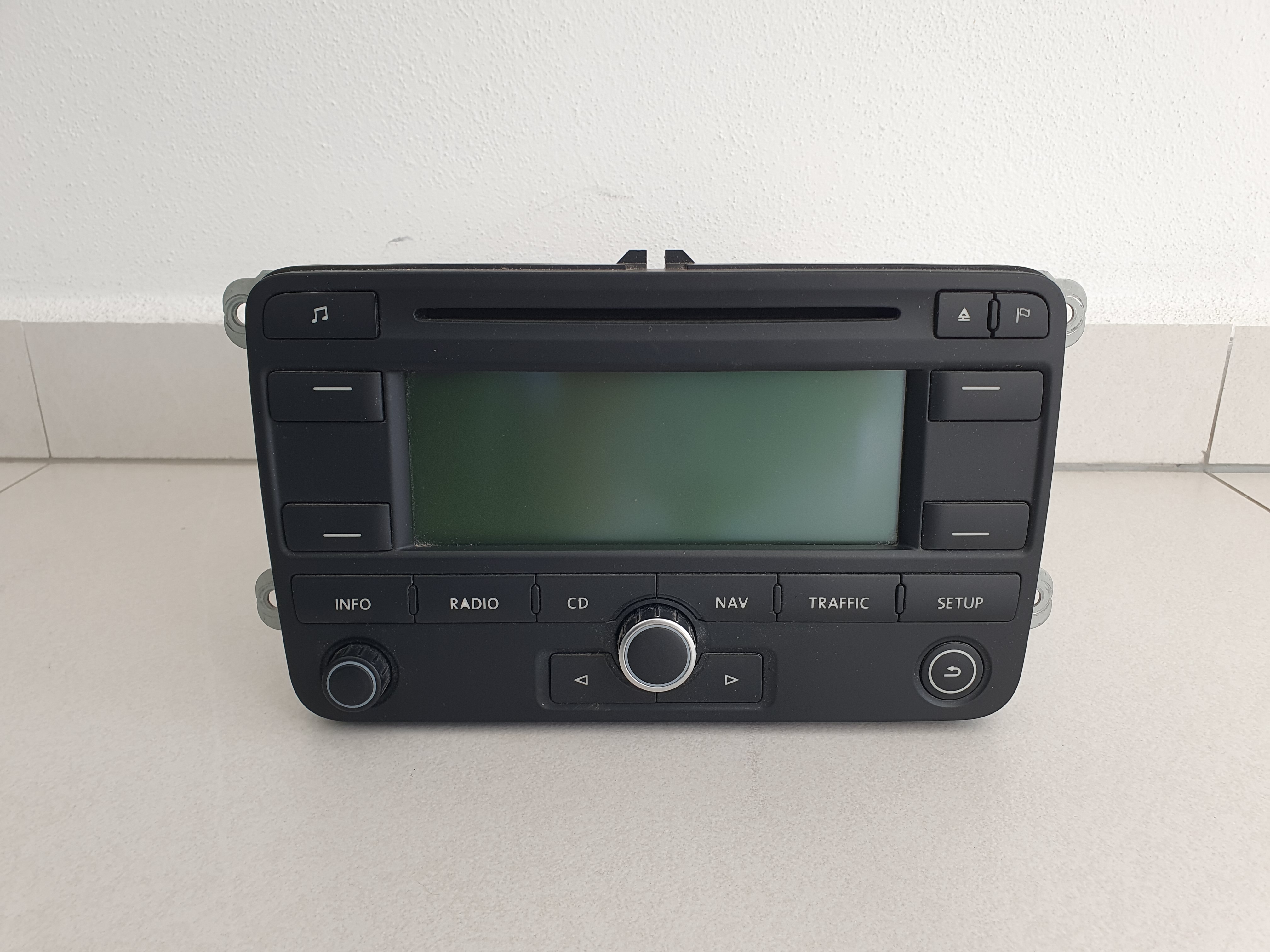 VW RNS300 MP3 navigace 1K0035191EX autorádio