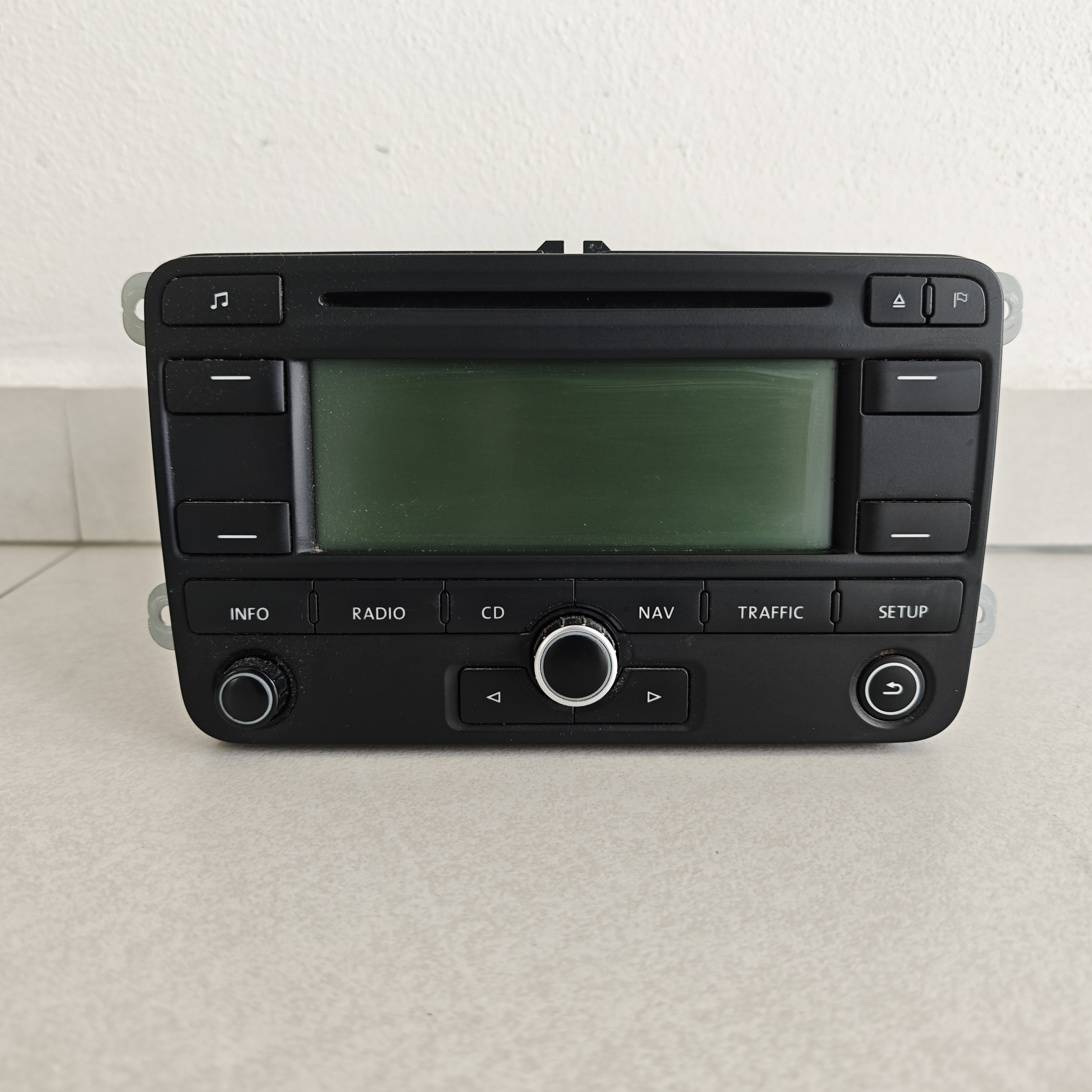VW RNS300 CD MP3 1K0035191E 7612002076 VW Golf 5 Passat B6 Touran Caddy - navigace - autorádio