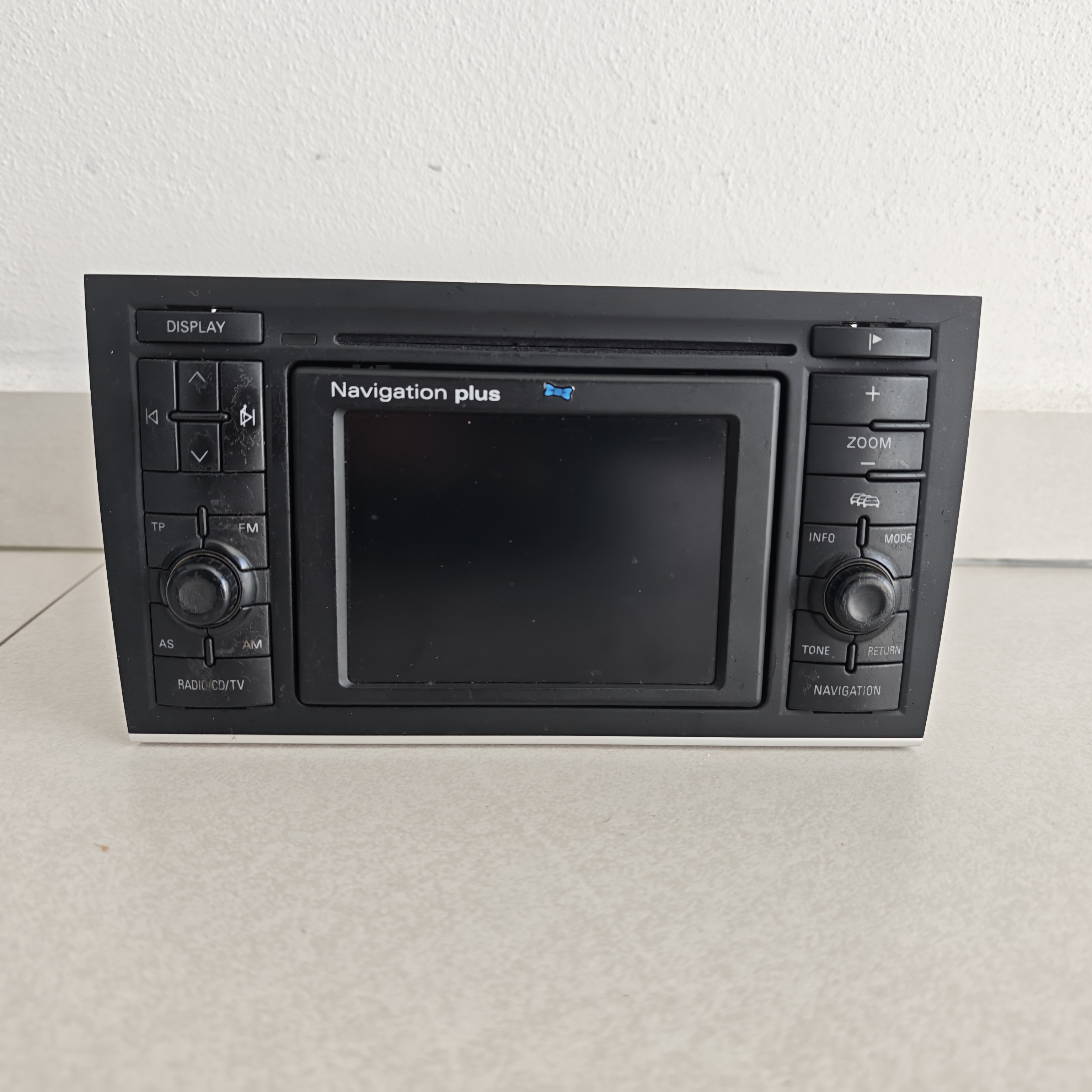 AUDI NAVIGATION MFD I CD - AUDI A4 B6 navigace 8E0035192 7612001218 - navigace - autorádio
