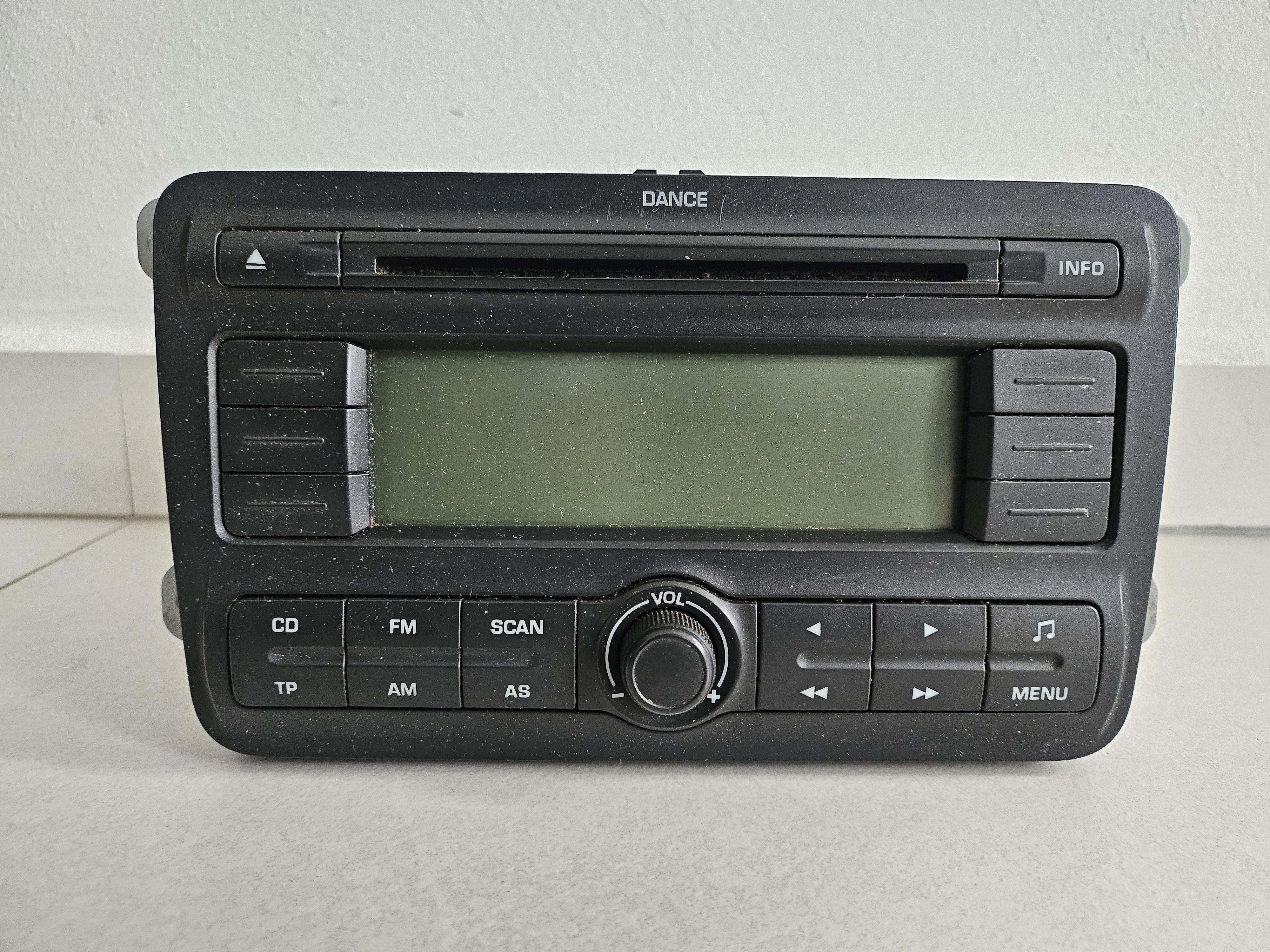 ŠKODA DANCE CD MP3 FABIA II. ROOMSTER 5J0035161 - autorádio